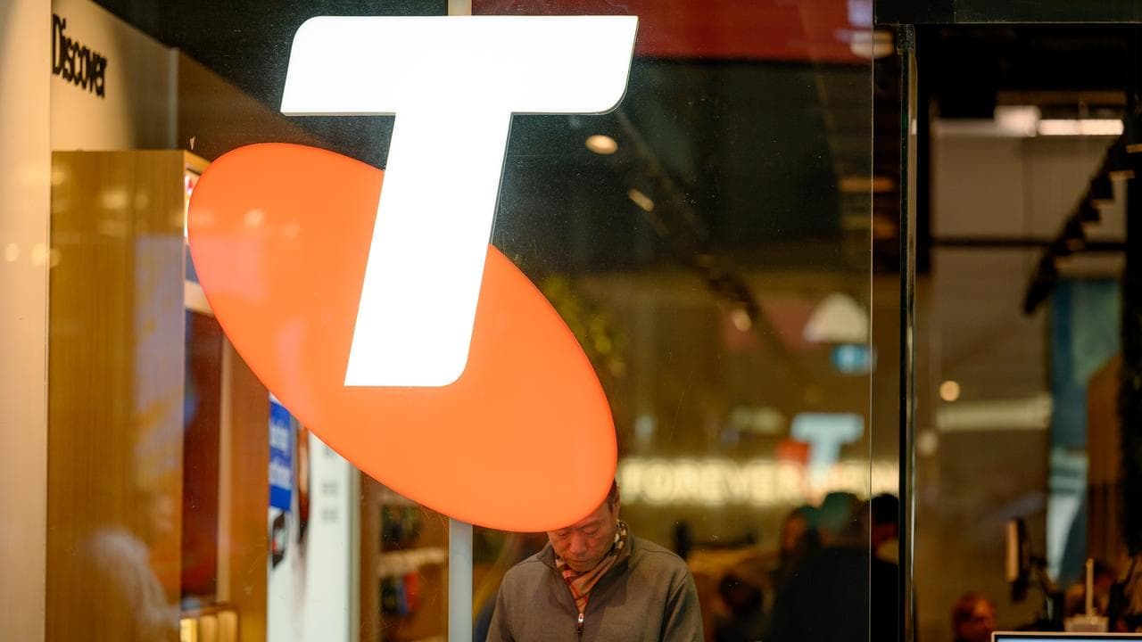 Software glitch blamed for crippling Telstra outage