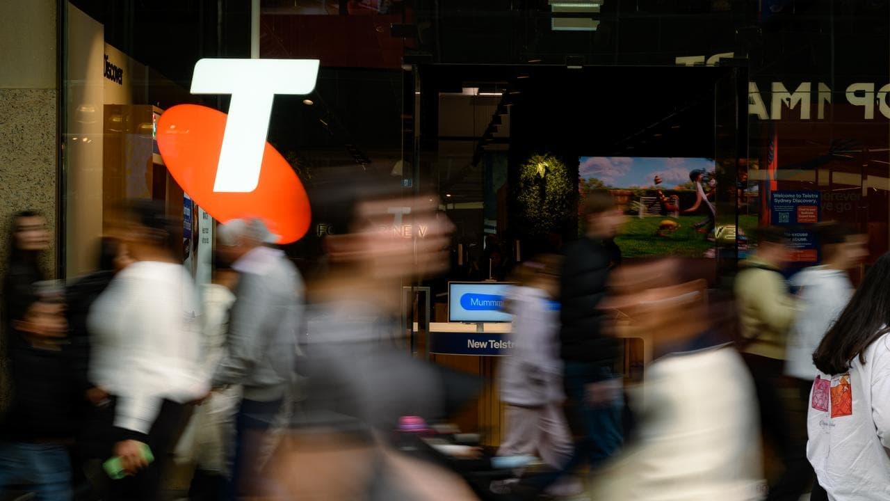 'Least trusted': telcos blasted for network outages