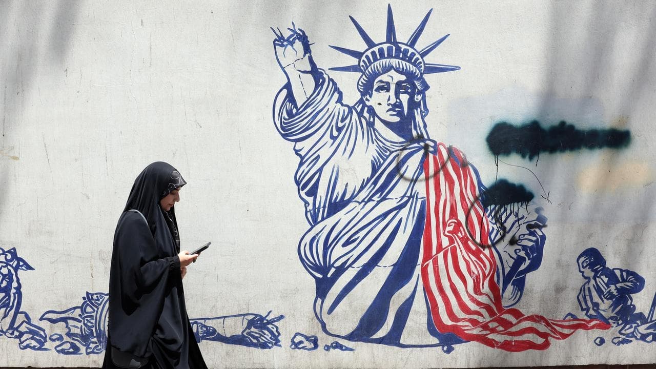 US and Iran exchange fire across Gulf, threatening deal