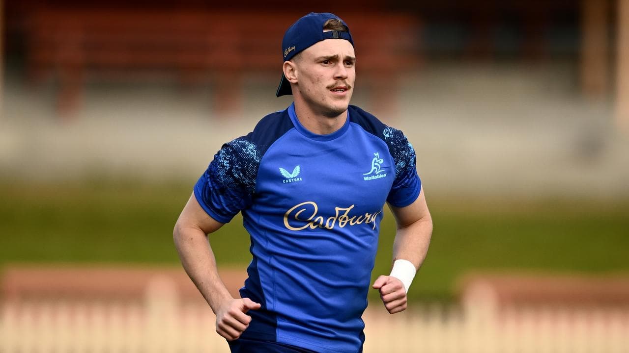 Flyhalf 'curse' forces halves overhaul for French Test