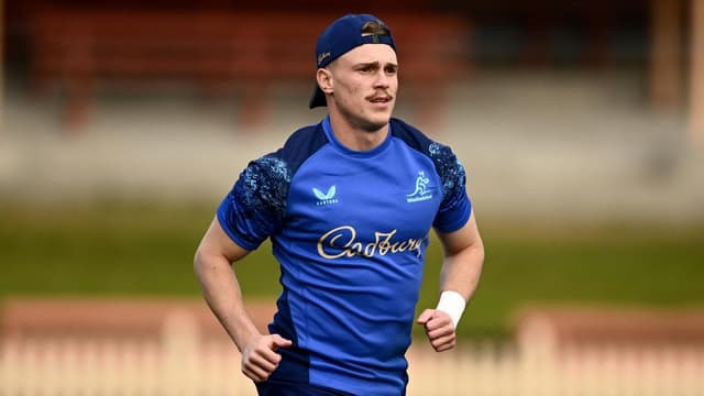 Flyhalf 'curse' forces halves overhaul for French Test