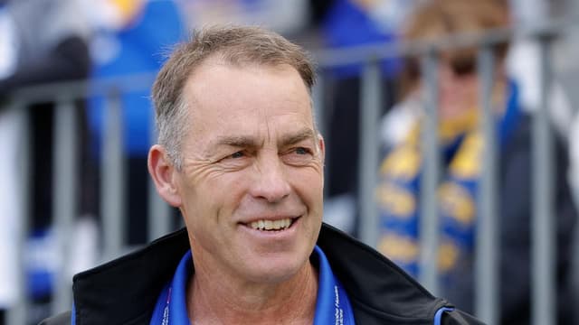 Prime-time the carrot for Roos in Magpies blockbuster
