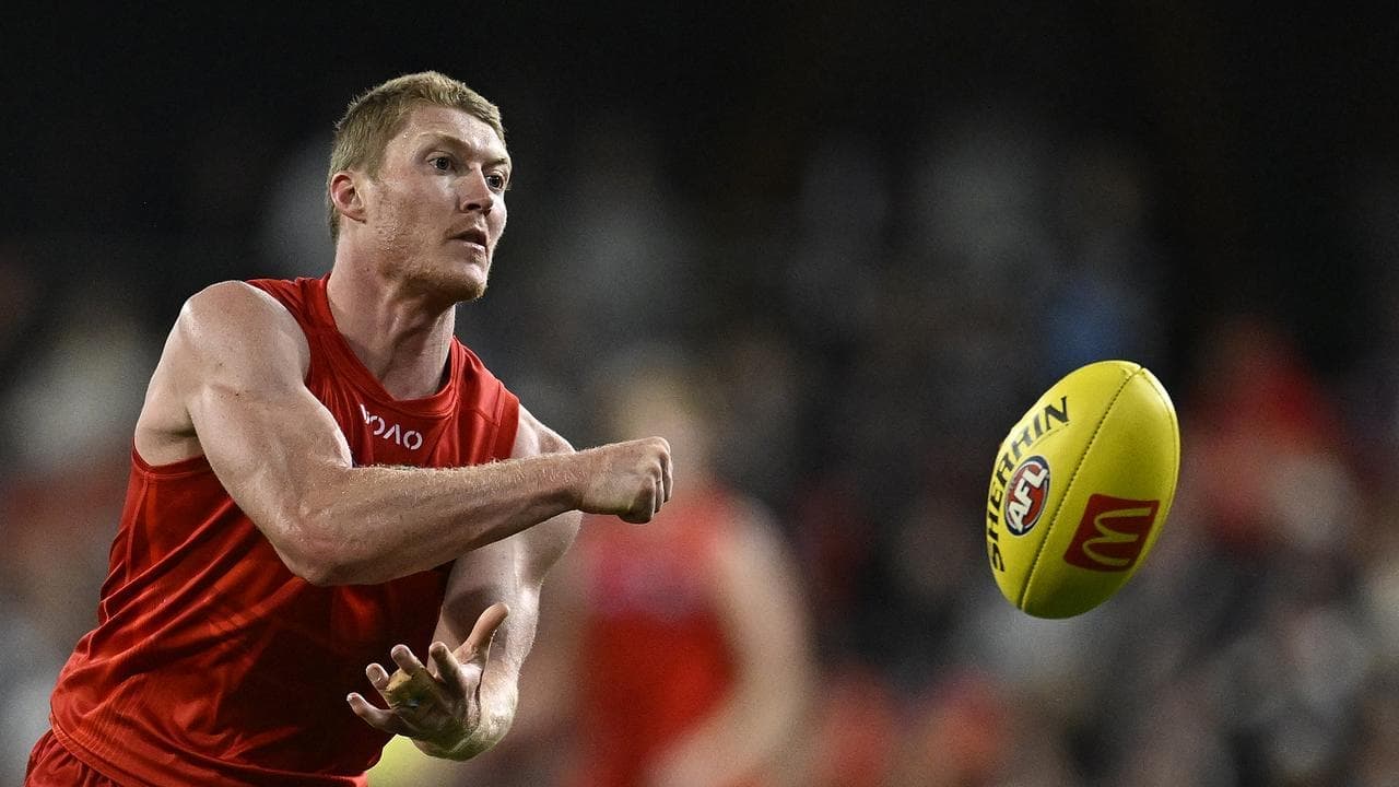 Suns coach challenges mid-tier to rise from AFL funk