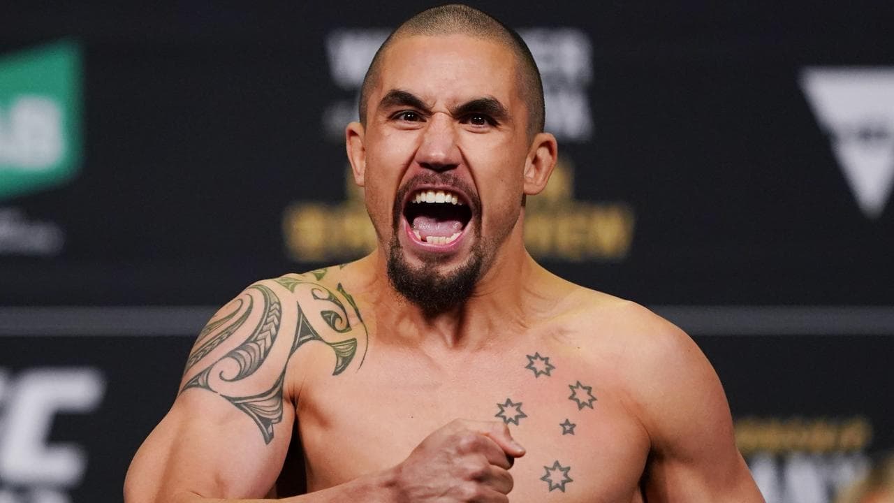 'Light heavyweight Bobby' triumphs in division debut