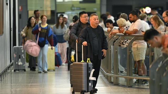 Digital age transformation for international arrivals