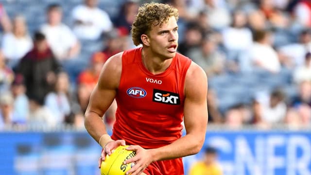 'Nowhere else': Walter shuns rivals to stay at Suns