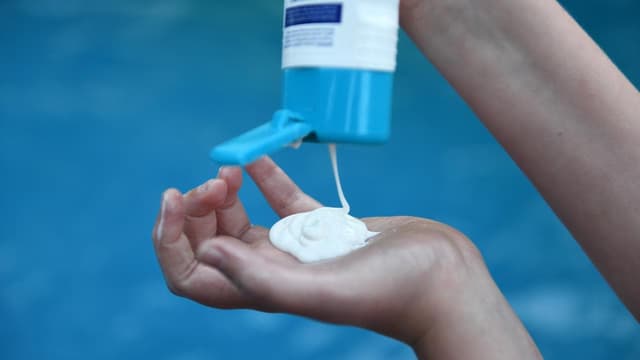 Skin cancer study distorted to sow sunscreen doubt