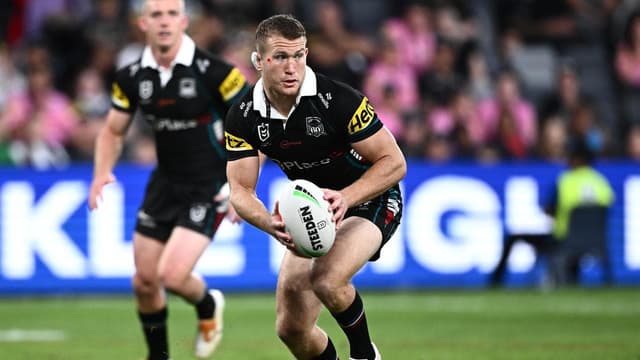 Premiership Panther hits books during injury lay-off