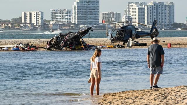 Claim choppers blocked pilot view before crash 'false'