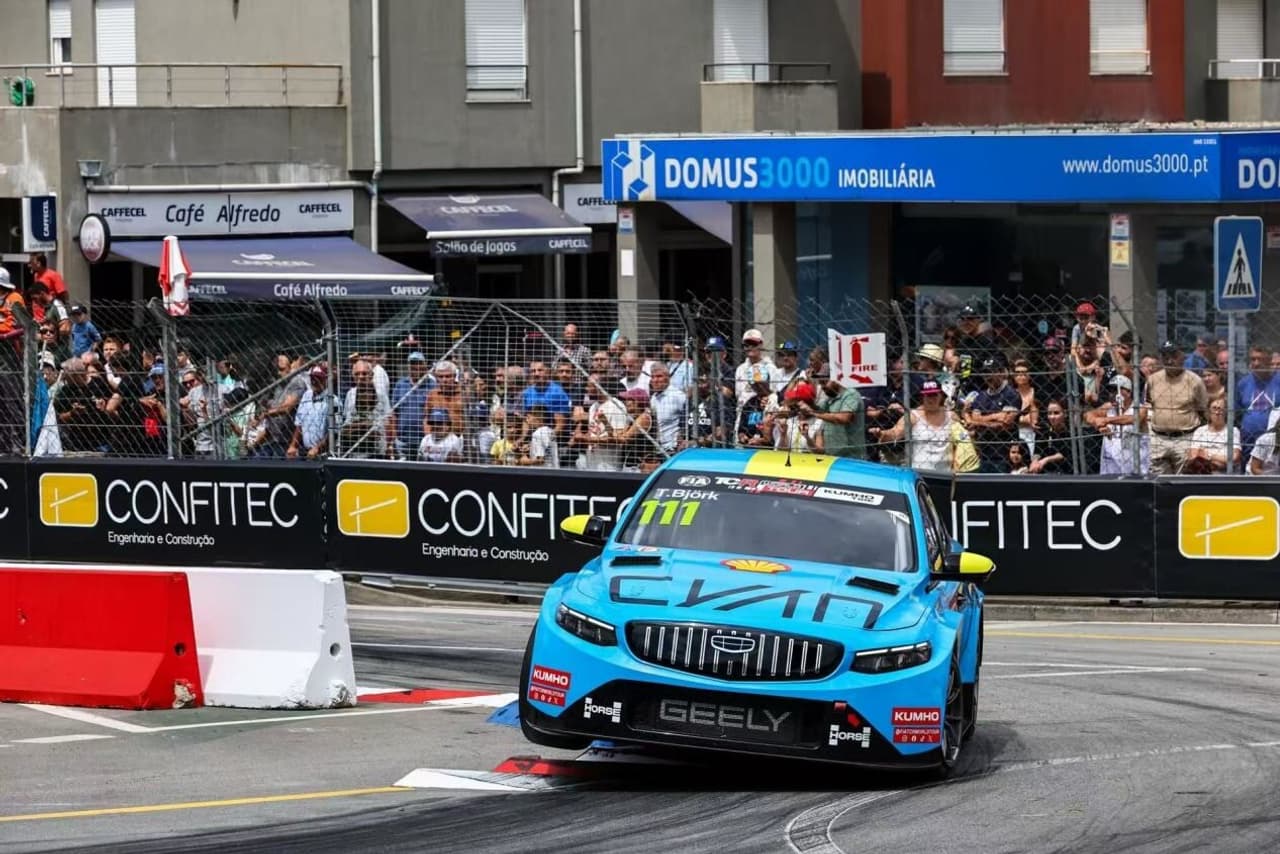 From permanent circuits to street circuits, Geely Cyan Racing secures fifth victory of the 2026 Kumho FIA TCR World Tour