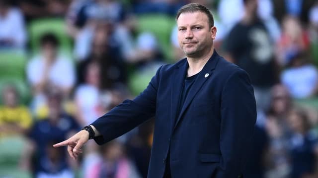 Ex-Victory coach joins Kewell on Asian adventure