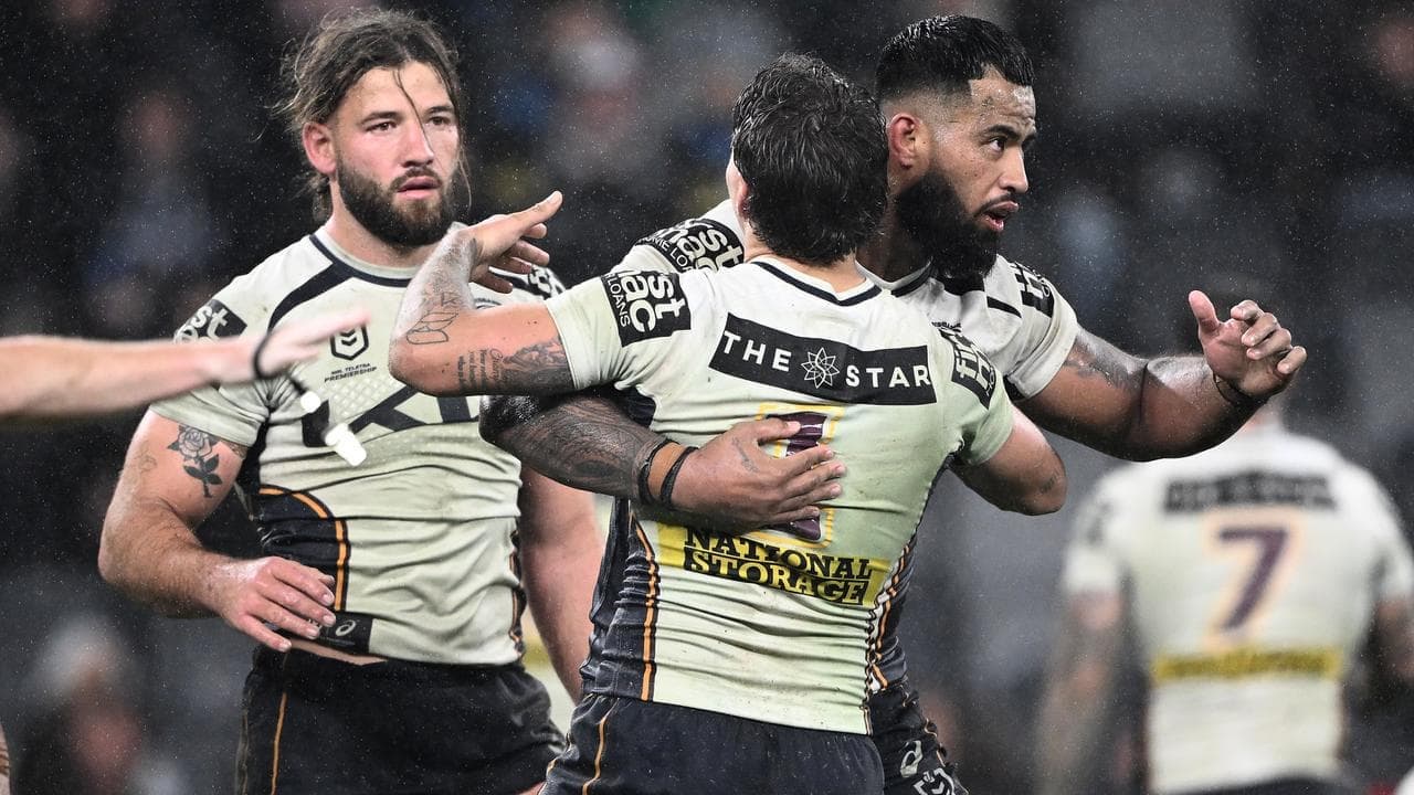 Walsh wizardry helps Broncos edge past Panthers