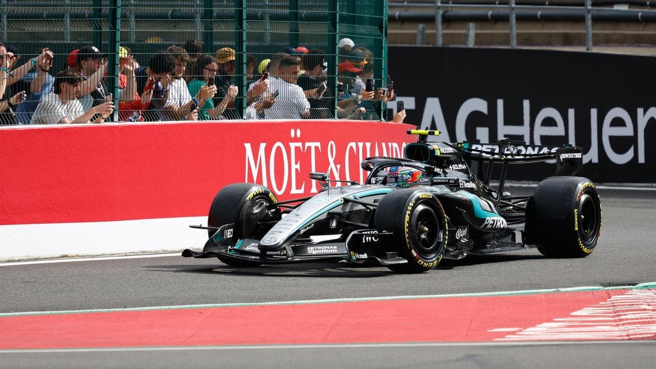 Antonelli tops Belgian F1 practice, Piastri battles
