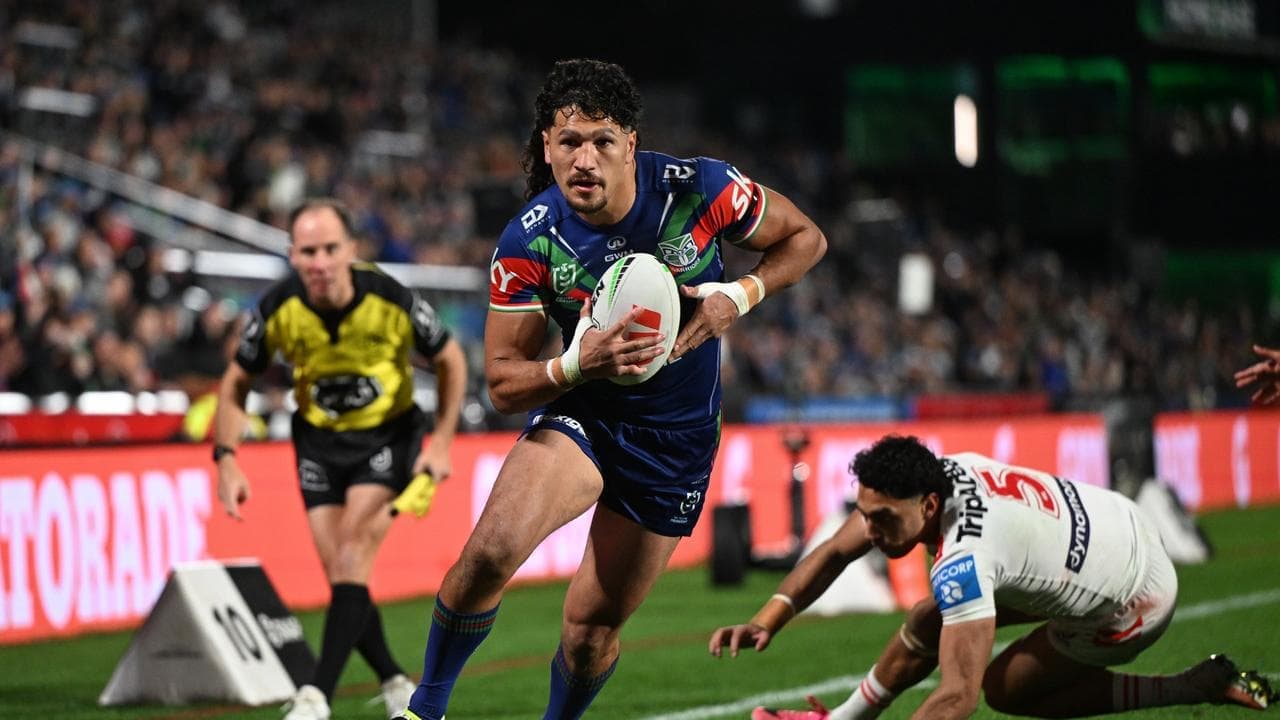 Warriors stay second, Dragons fume over 'unfair' calls