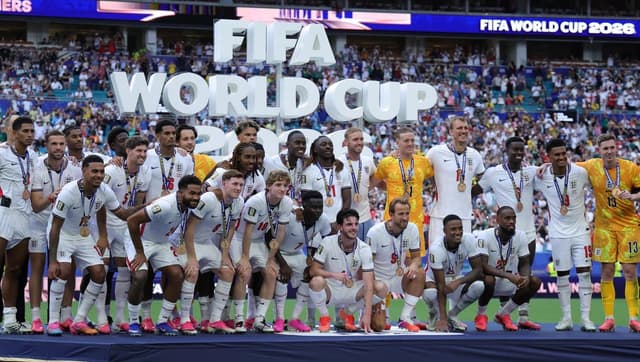 England stun 'gutted' France in 10-goal bronze battle