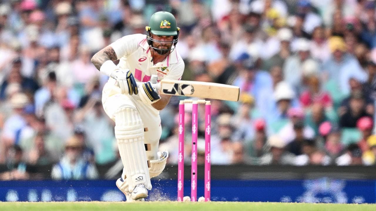 Australia keep faith in opening bat, recall big guns