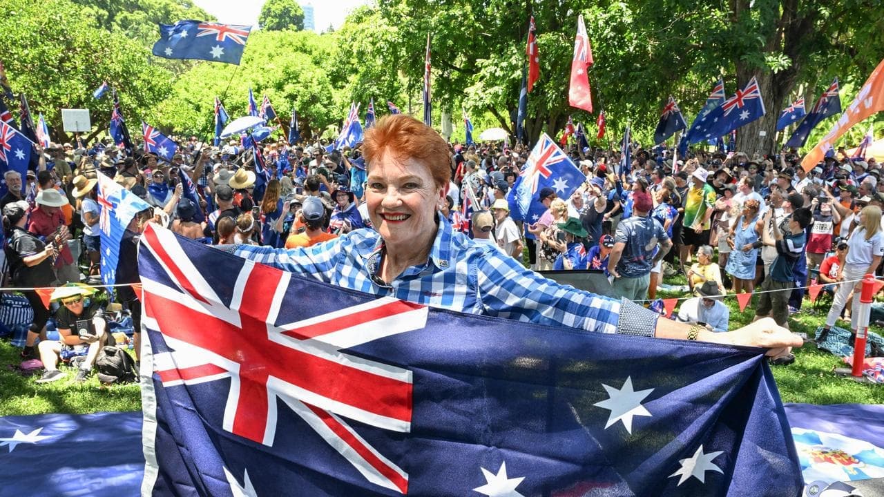 'Done it tough': Hanson defends her billionaire backer