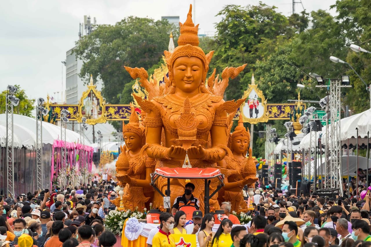 TAT elevates 125th Ubon Ratchathani Candle Procession as Signature Thailand Event