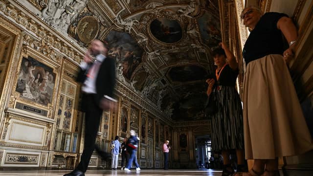 Louvre reopens gallery after heist but no jewels to see