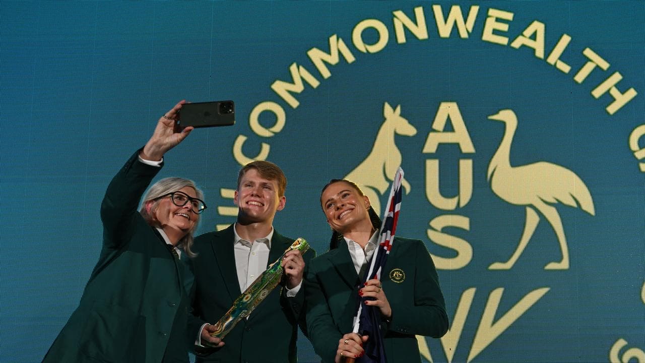 'Soak this in': Kennedy, Hodge lead Australia at Games
