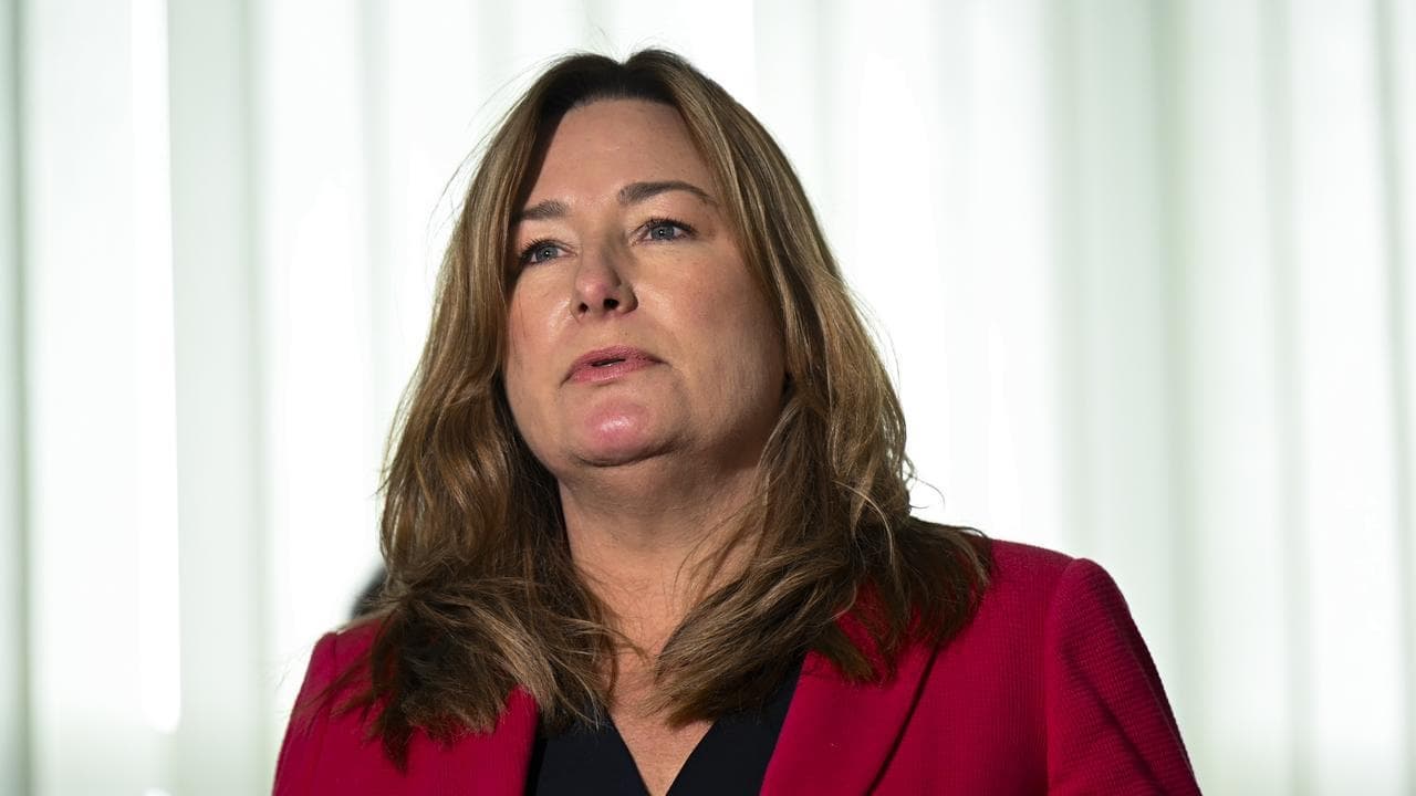 Minister resigns after CFMEU-linked corruption finding