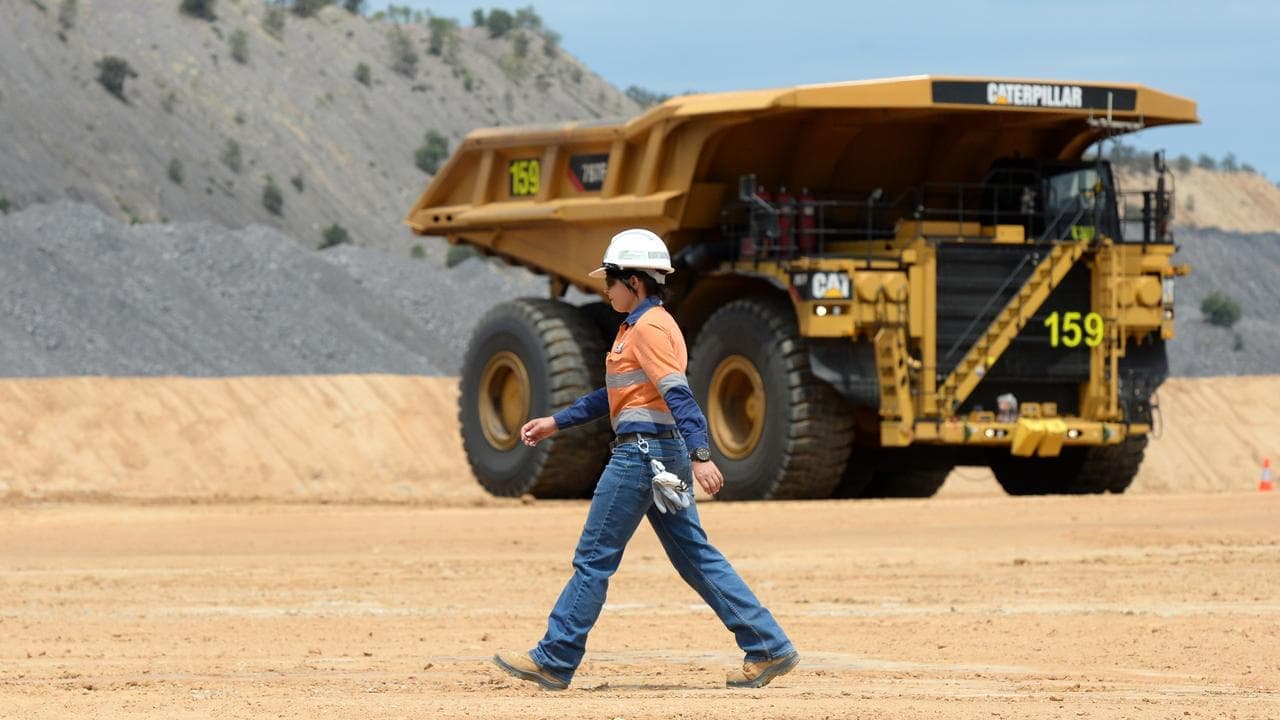 'Unimaginable': worker dies in mine truck collision