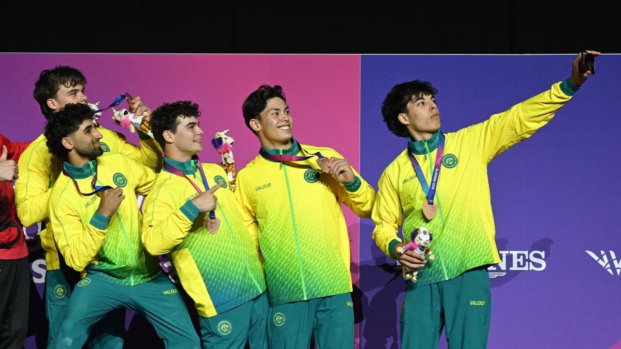 Aussie gymnasts pip Glasgow hosts to end medal drought