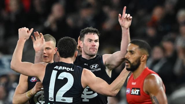 Defiant Hardwick backs Suns to rise from 'darkest days'