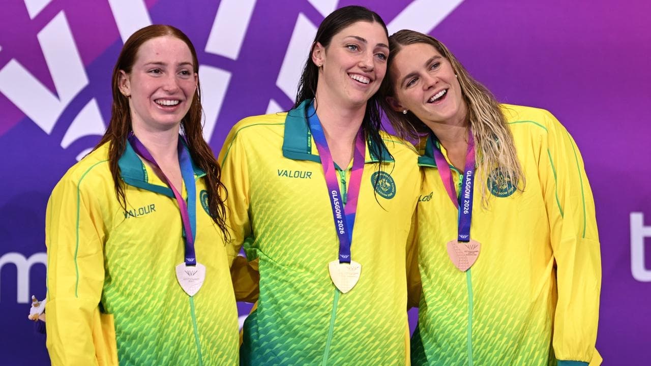Mollie outgunned, Aussies reach new heights in Glasgow