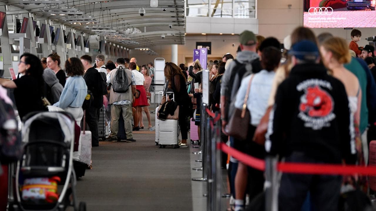 Migration plummets from post-pandemic record highs