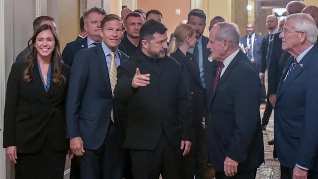 Ukraine hits Russian refineries, hours after US talks