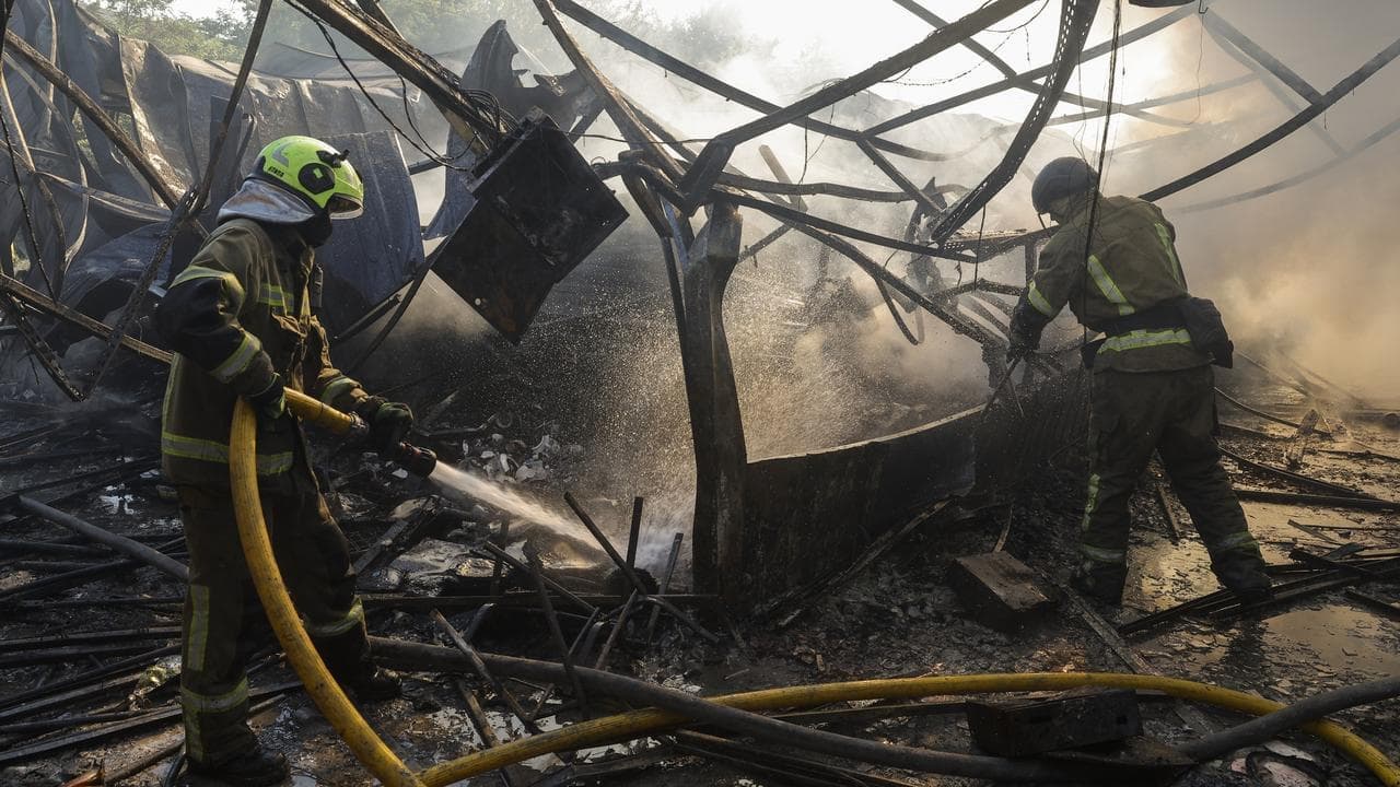 Russia strikes Ukraine from east to west, killing eight