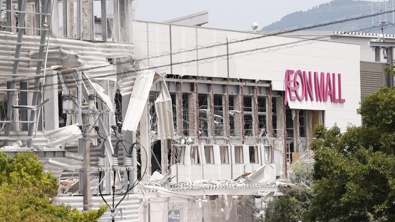 Hope dwindles as Japan quake death toll rises to 25