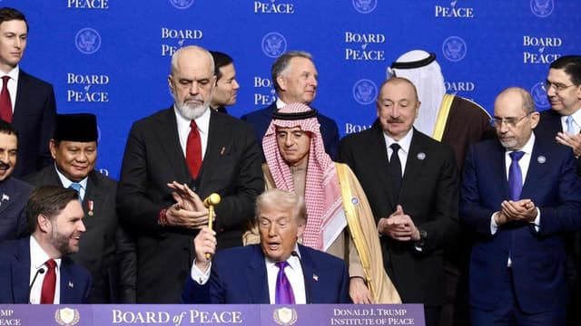 Trump announces agreement to disarm Hamas in Gaza