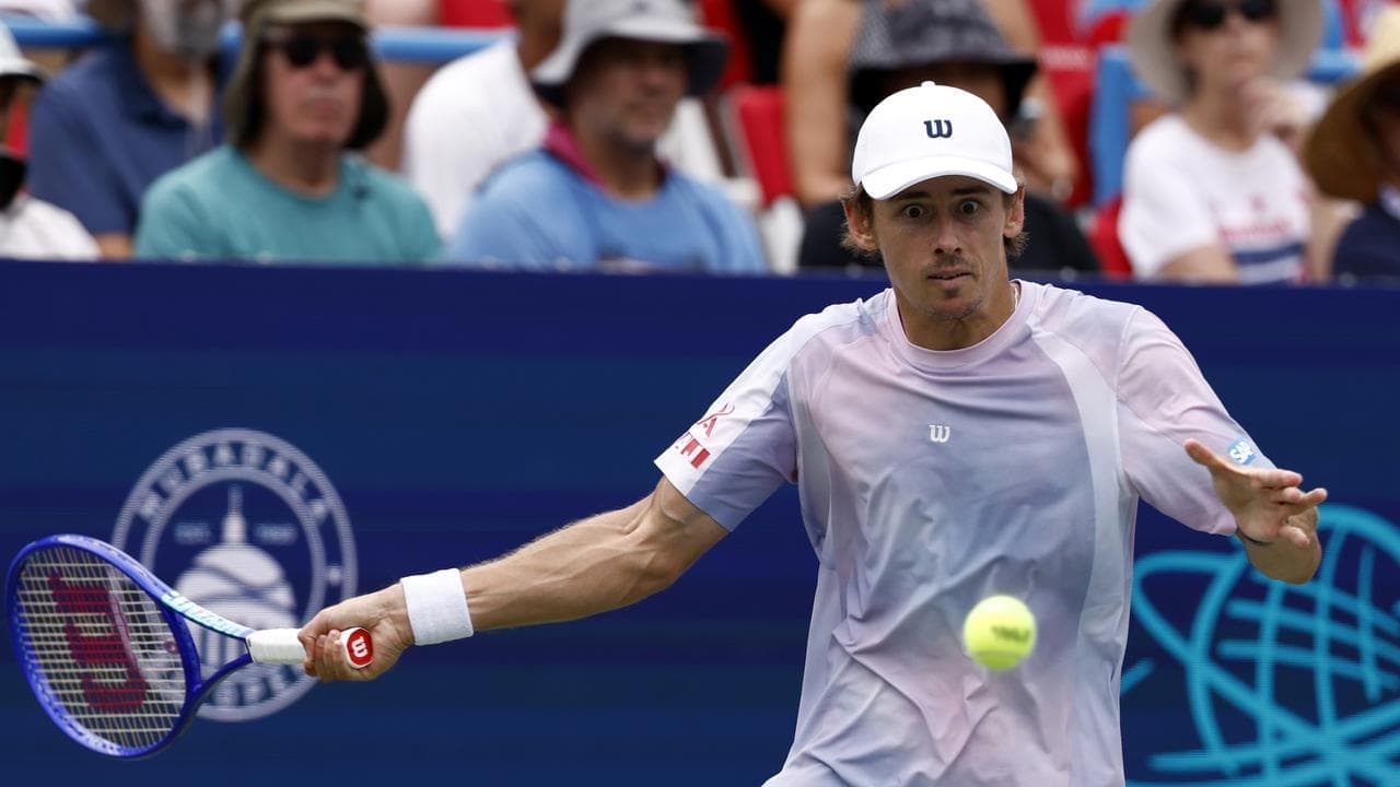 'It was weird': de Minaur beats Hewitt in Aussie tussle