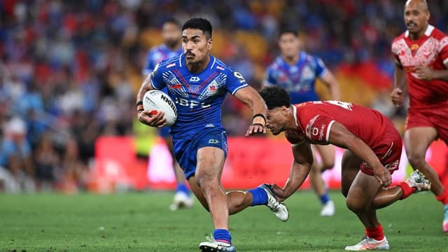 Samoa flyer ready to conquer world with blue-chip backs