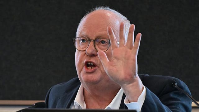 Corruption buster reveals cold shoulder from government