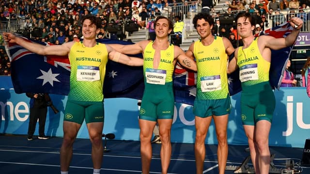 Miracle mile, men's relay complete golden Games haul