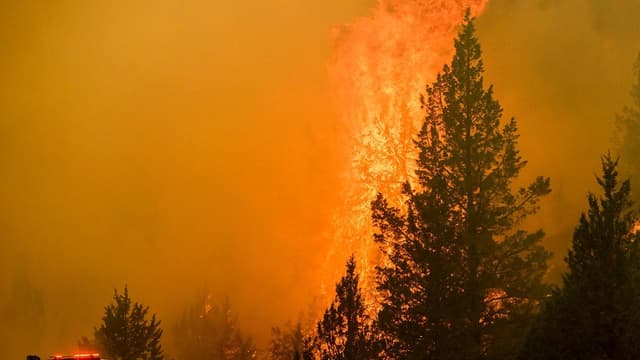 'We are not out of danger,' mass fire evacuations in US
