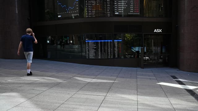Australia's second share exchange changes hands