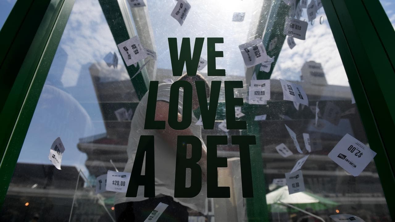 Escorts, drugs: big-spending gamblers' inducements