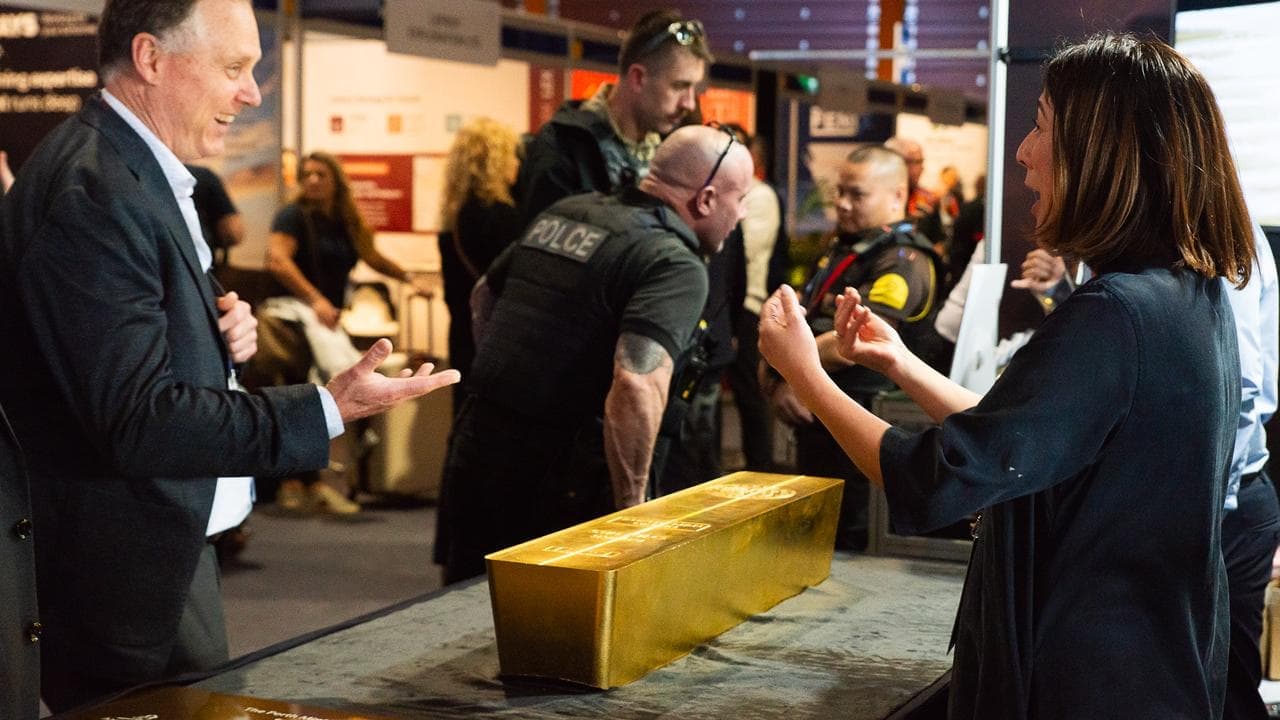 People's Bar becomes selfie delight as miners line up