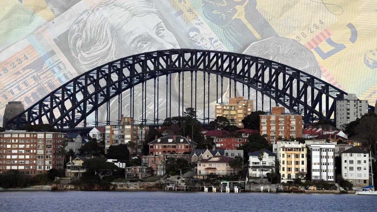 Home sellers still reap huge profits but cracks appear