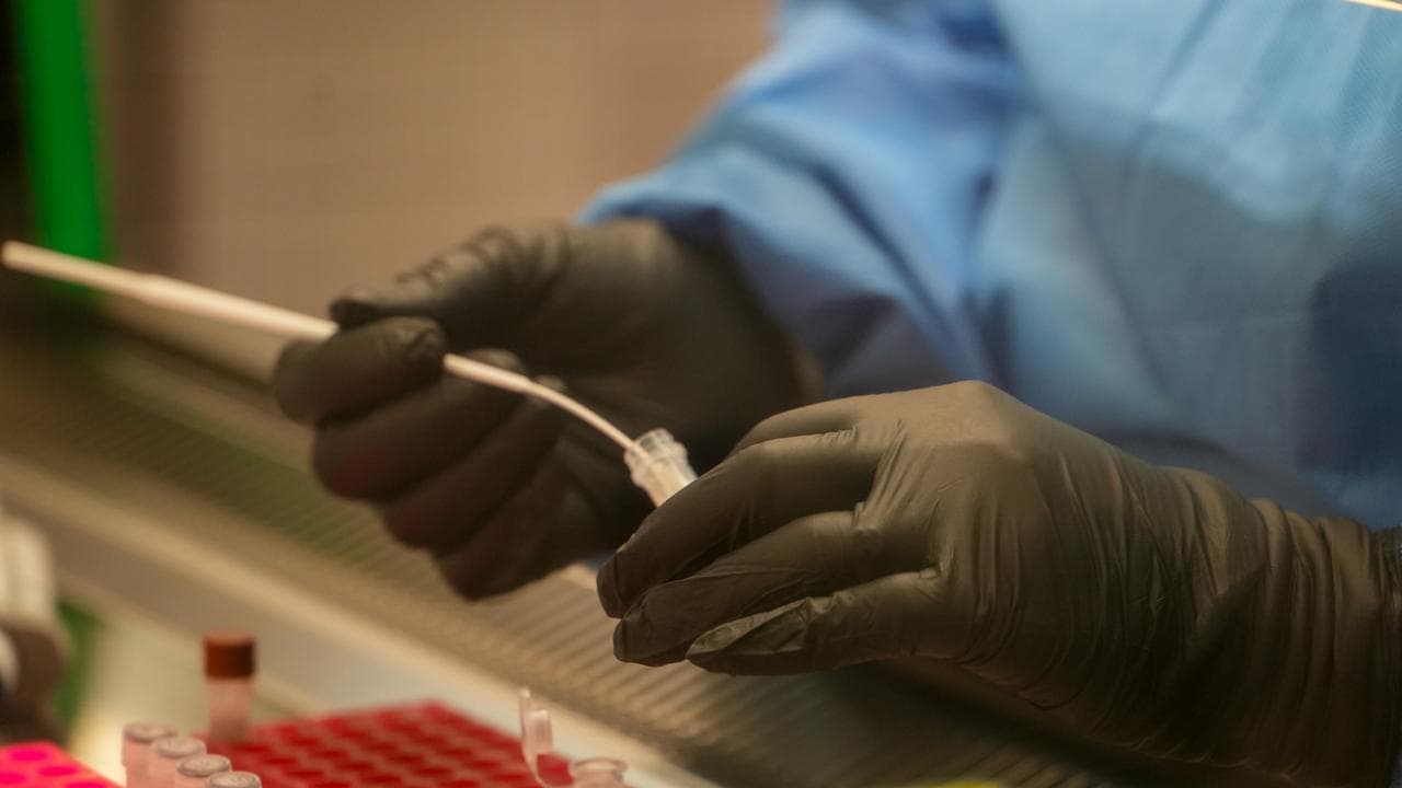 Scandal-hit DNA laboratory audits hundreds of cases