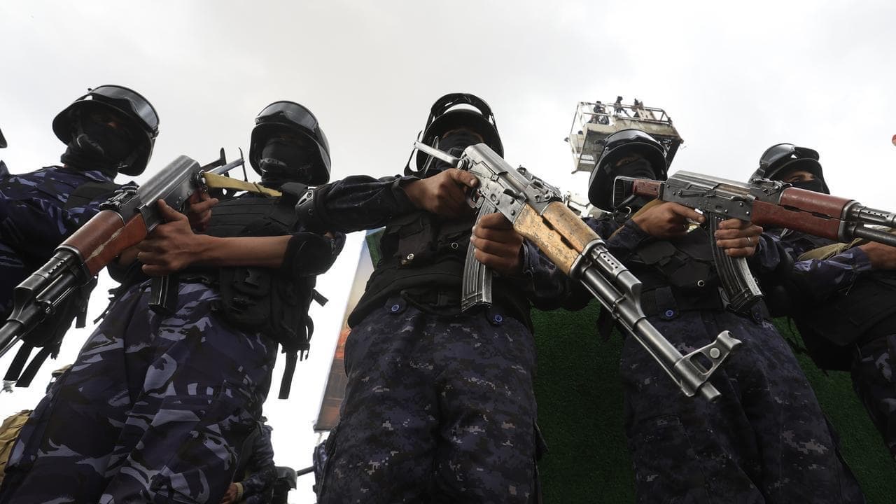 Houthis attack Saudi Arabia, warnings of wider threat