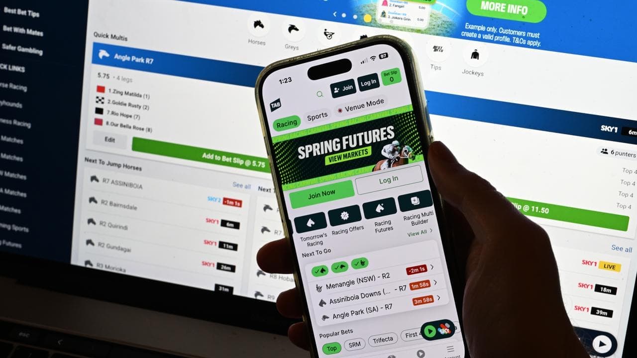 Pressure mounts on Labor to strengthen gambling reforms