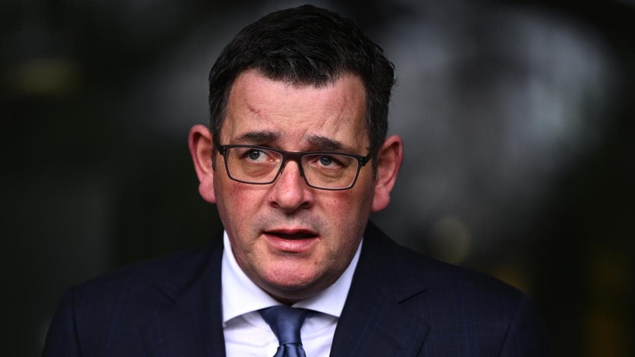 Dan Andrews statue a 'public urinal' risk, Liberal says