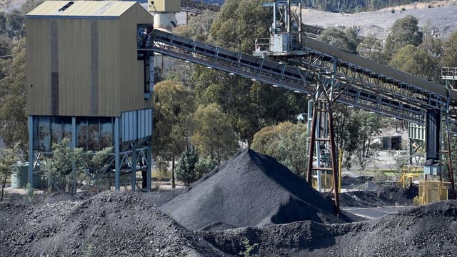Australia's biggest polluters to face emissions review