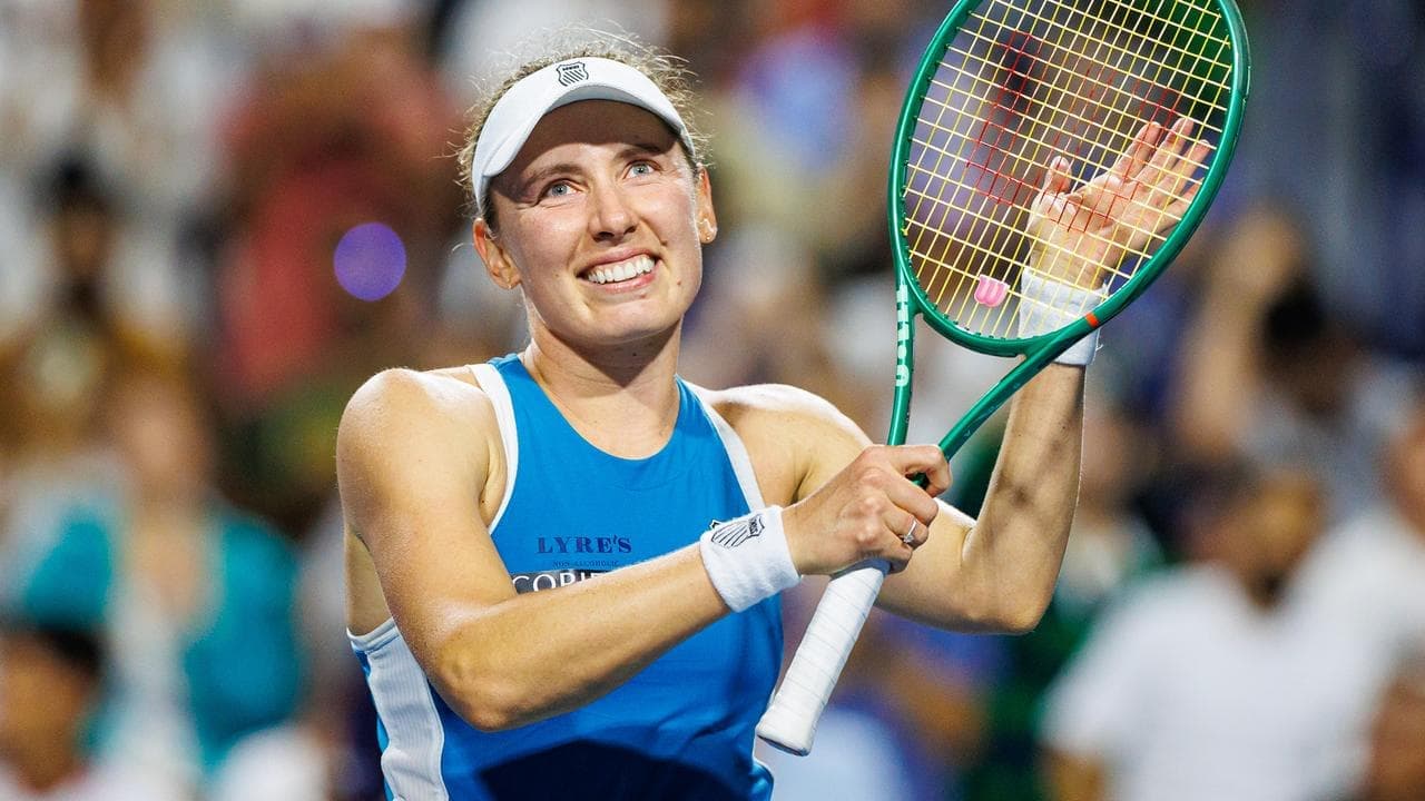 Russian veteran sends world No.1 packing in Toronto
