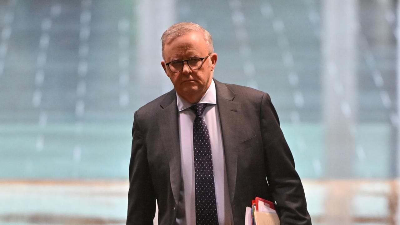 Labor's winter woes as support slumps to decade low
